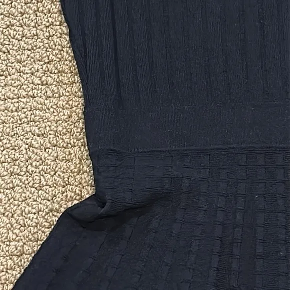 Ted Baker London Sharnn Stitch Detail Dress size 6 Black Skater Stretch