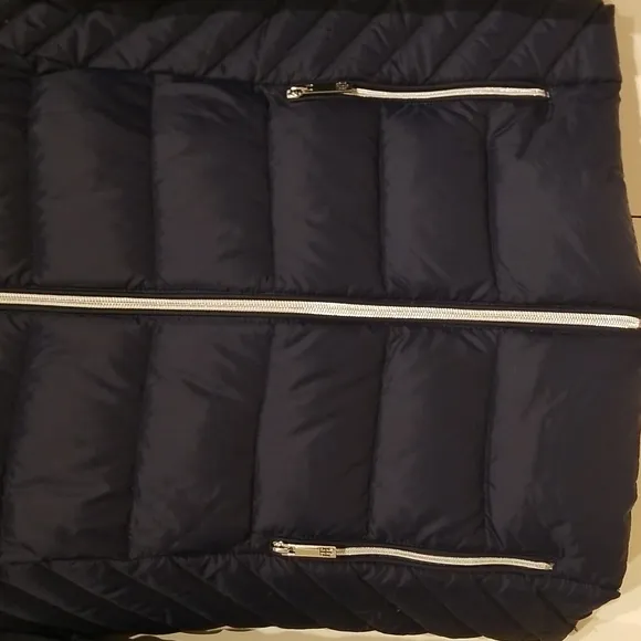 Tommy Hilfiger Featherweight Packable 90% Down Jacket in Navy