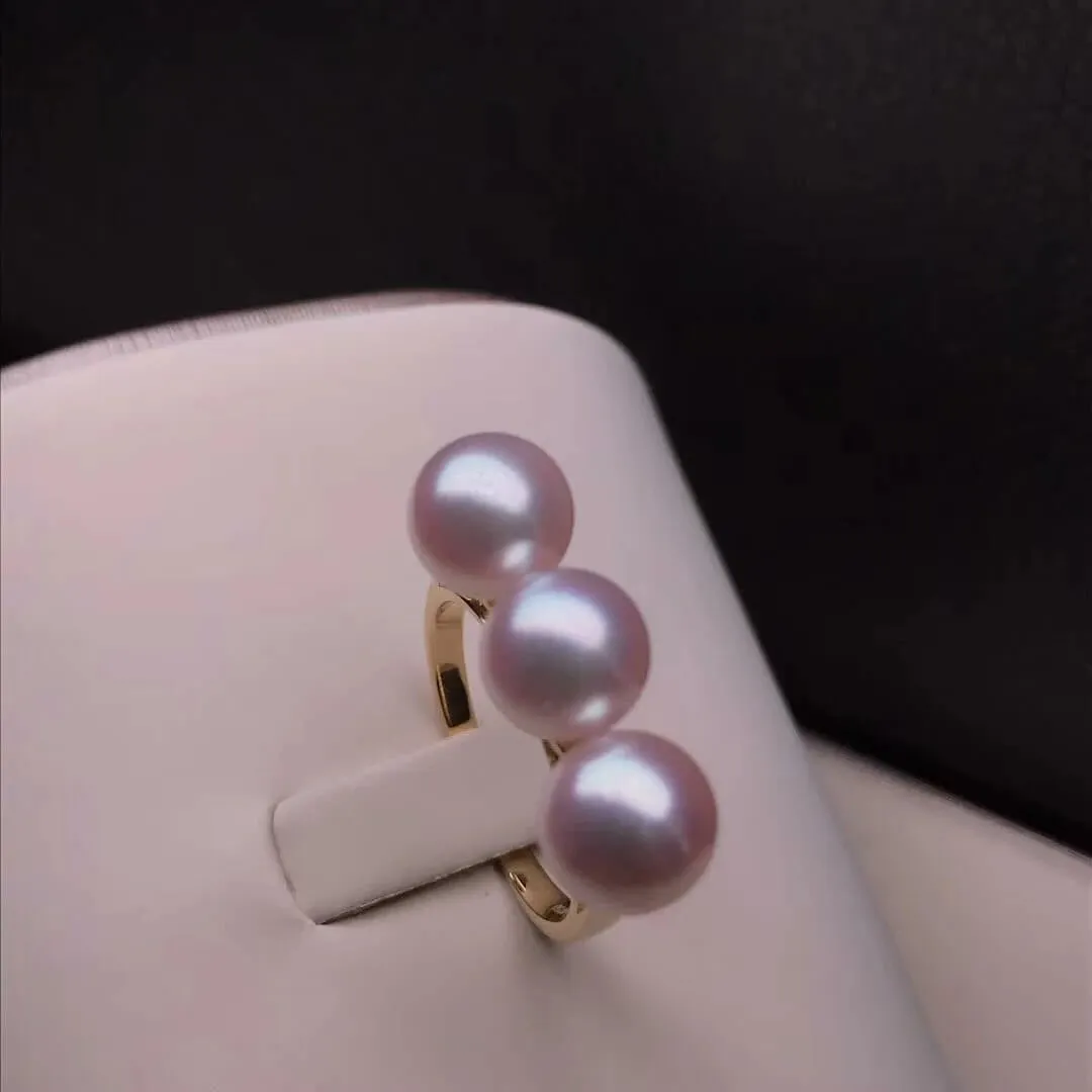 Tri-Pearl 7.5-8.0 mm Japanese Cultured Akoya Pearl Ring Mounted on 18K Gold