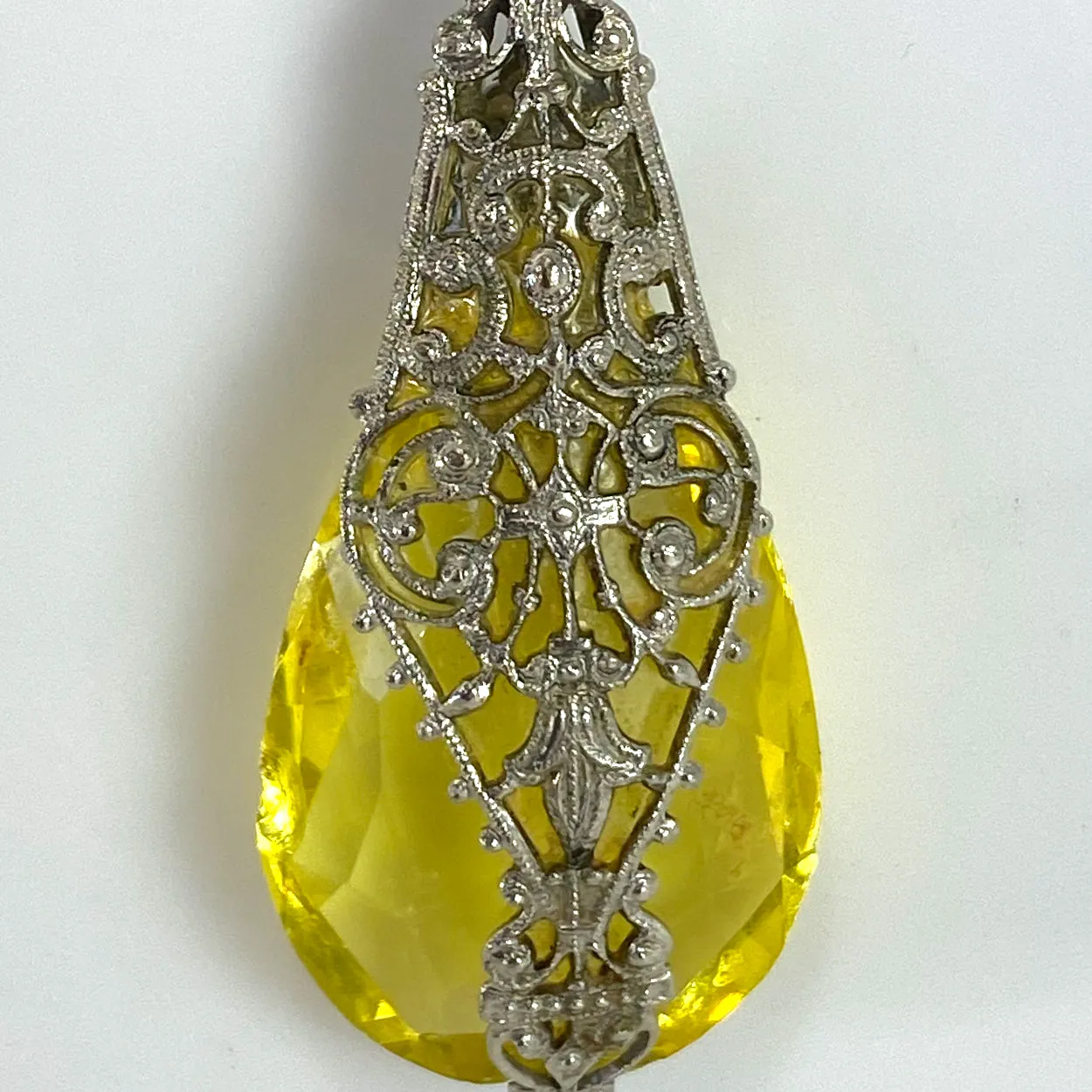 Two-Piece Czechoslovakian Art Deco Yellow Crystal Briolette Pendant Necklace