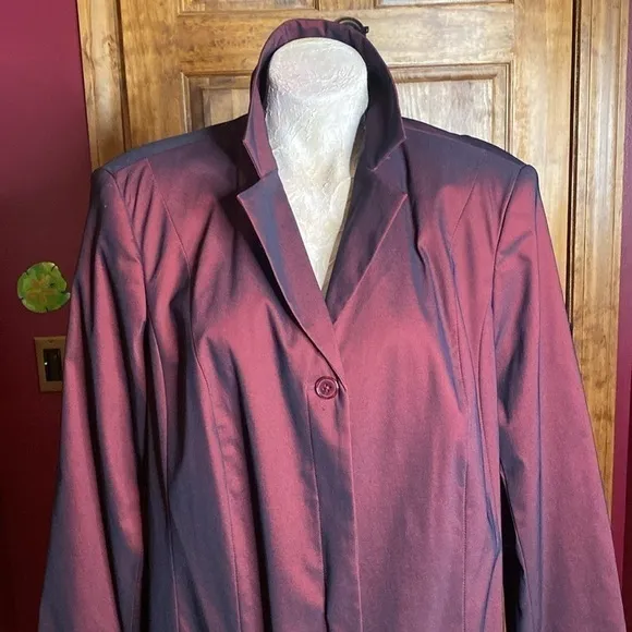 Venezia Jean's Brand Burgundy long Jacket trench Coat Sz 16