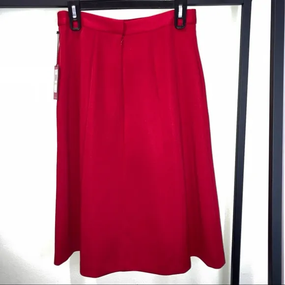 Vince Camuto Golden Era Red Pleated Midi Skirt NWT