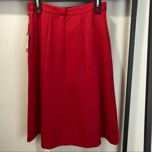 Vince Camuto Golden Era Red Pleated Midi Skirt NWT