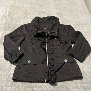 White House Black Market Jacket, Black, Ruffles, 3/4 Sleeves, Zipper, Size 2