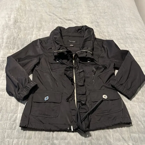 White House Black Market Jacket, Black, Ruffles, 3/4 Sleeves, Zipper, Size 2