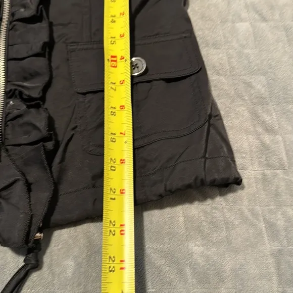 White House Black Market Jacket, Black, Ruffles, 3/4 Sleeves, Zipper, Size 2